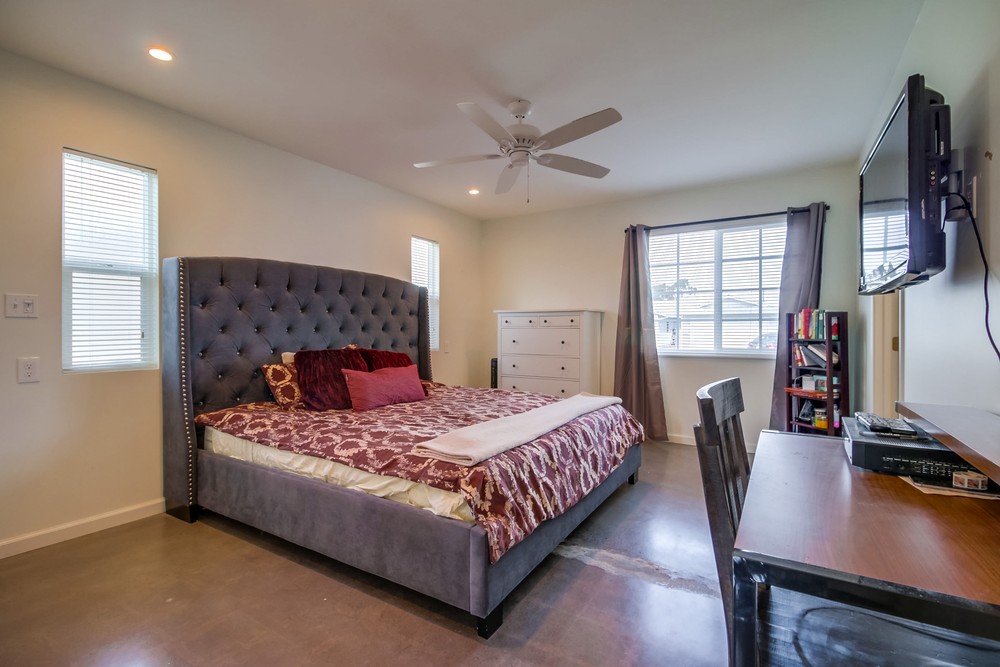 Virtual tour photo 15 of 32 for 5245 Northridge Ave