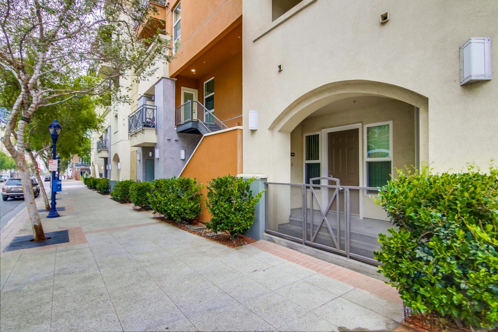 Virtual tour photo 6 of 31 for 525 11th Ave #1108