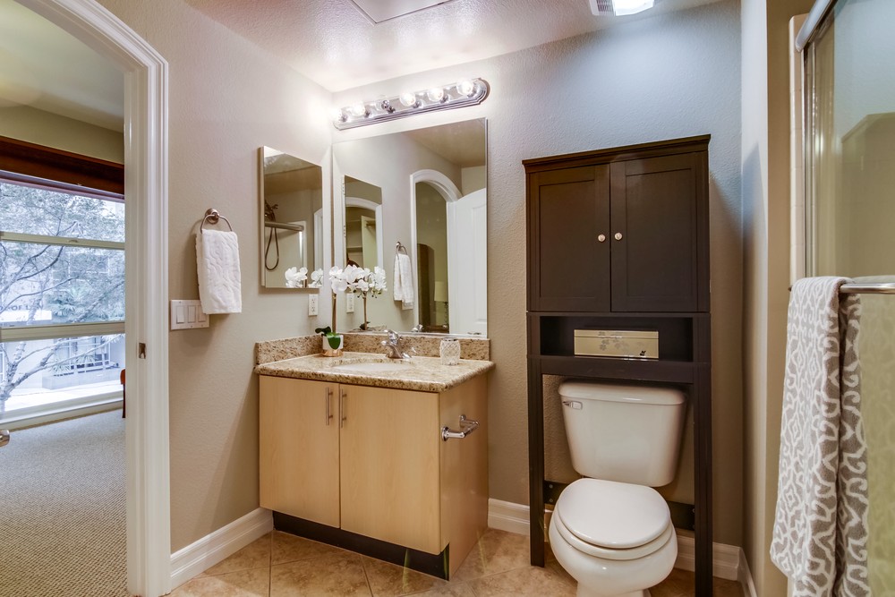 Virtual tour photo 29 of 31 for 525 11th Ave #1108