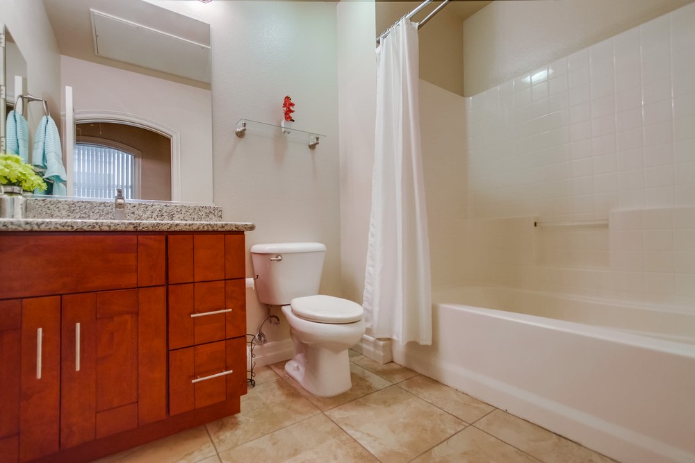 Virtual tour photo 32 of 37 for 525 11th Ave #1110