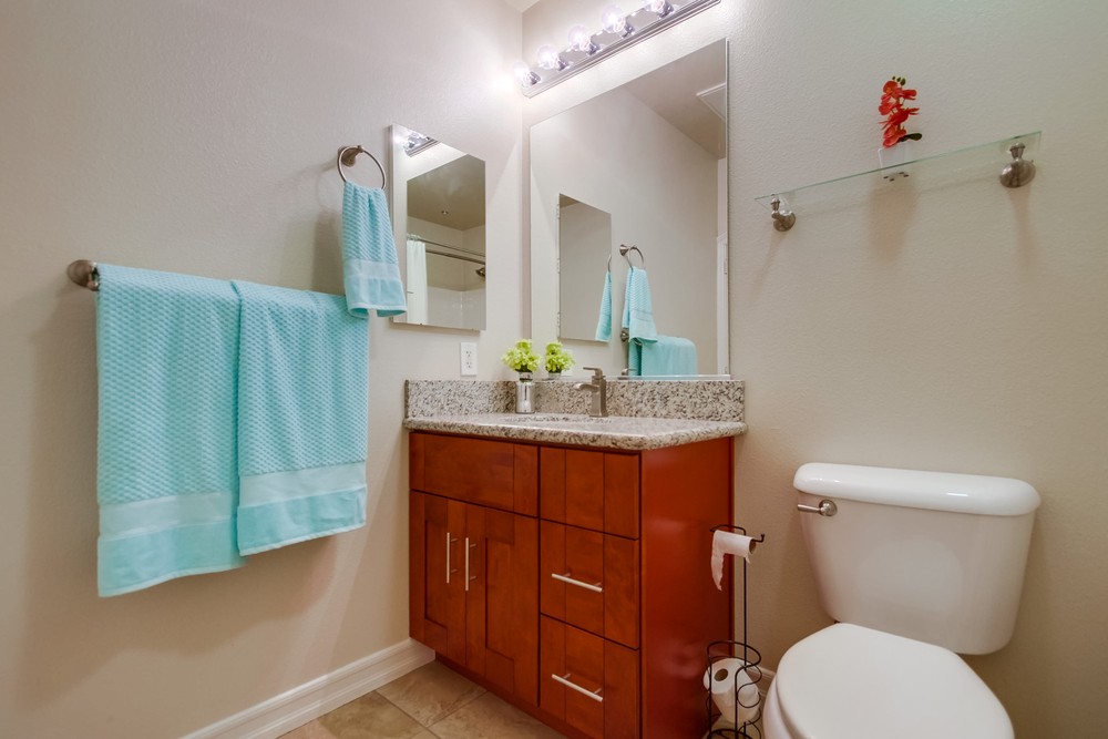 Virtual tour photo 34 of 37 for 525 11th Ave #1110