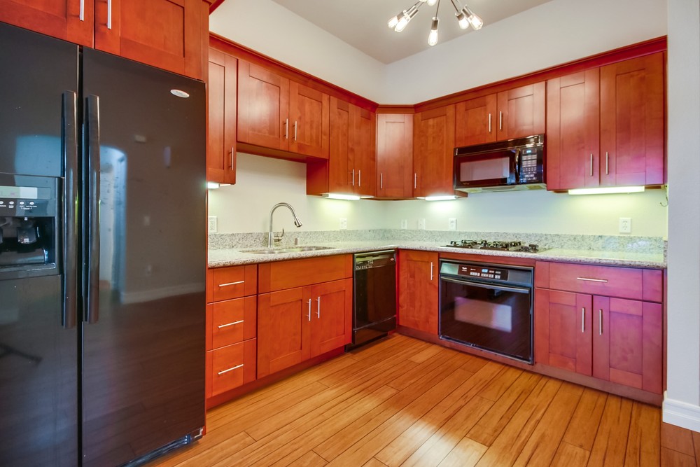 Virtual tour photo 14 of 22 for 525 11th Ave #1110