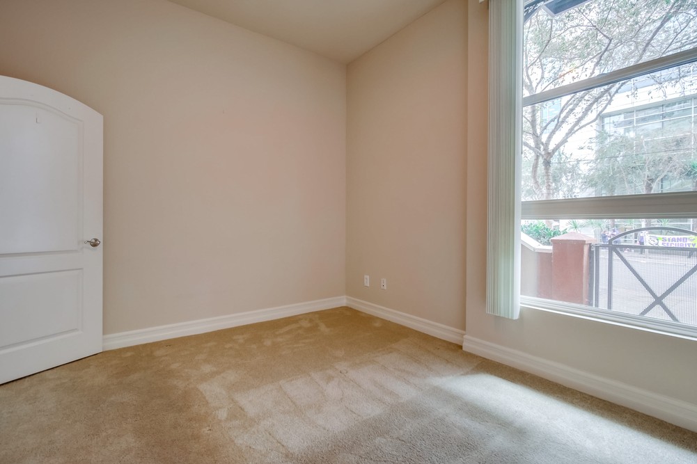 Virtual tour photo 18 of 22 for 525 11th Ave #1110