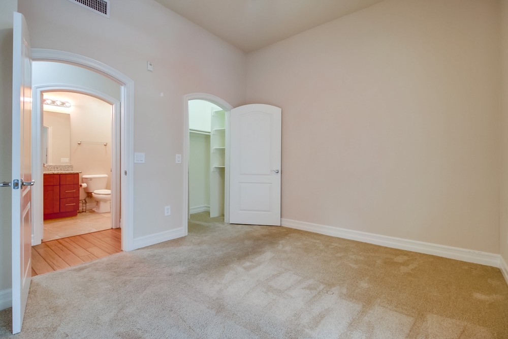 Virtual tour photo 20 of 22 for 525 11th Ave #1110