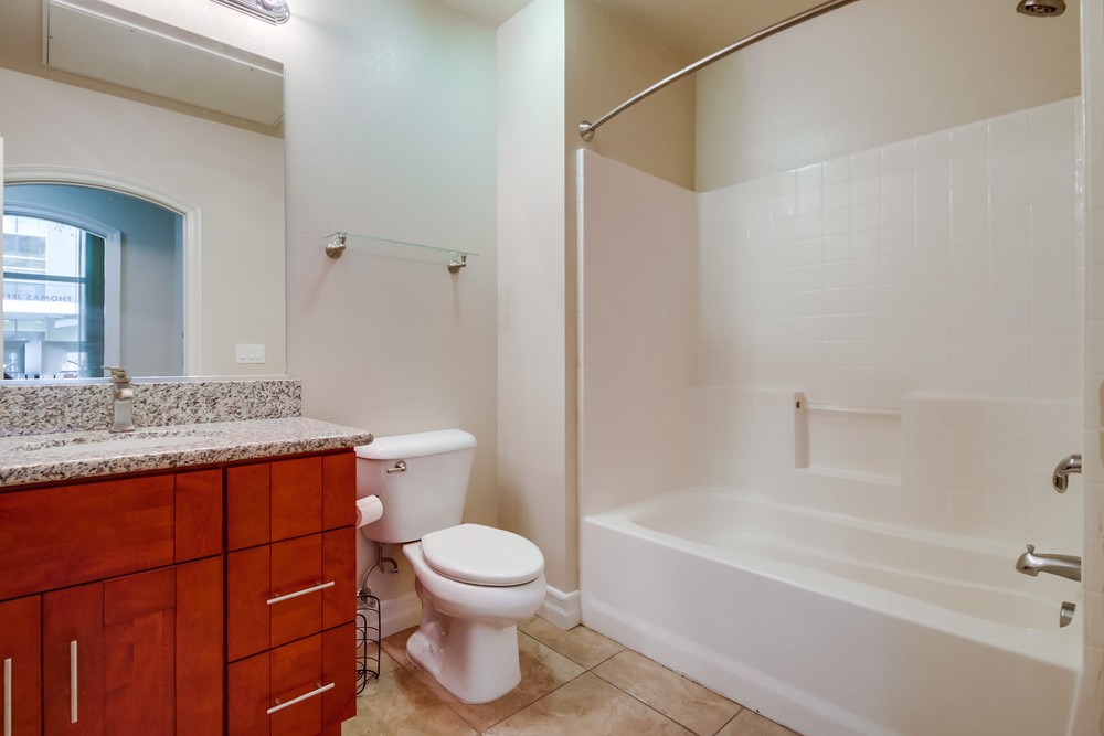 Virtual tour photo 21 of 22 for 525 11th Ave #1110