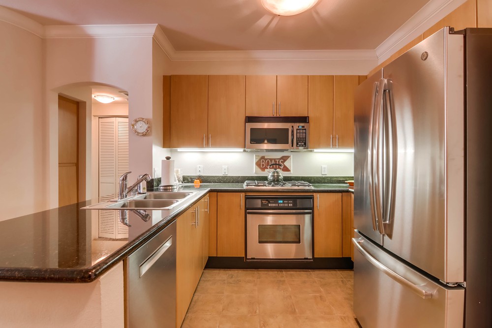 Virtual tour photo 19 of 38 for 525 11th Ave