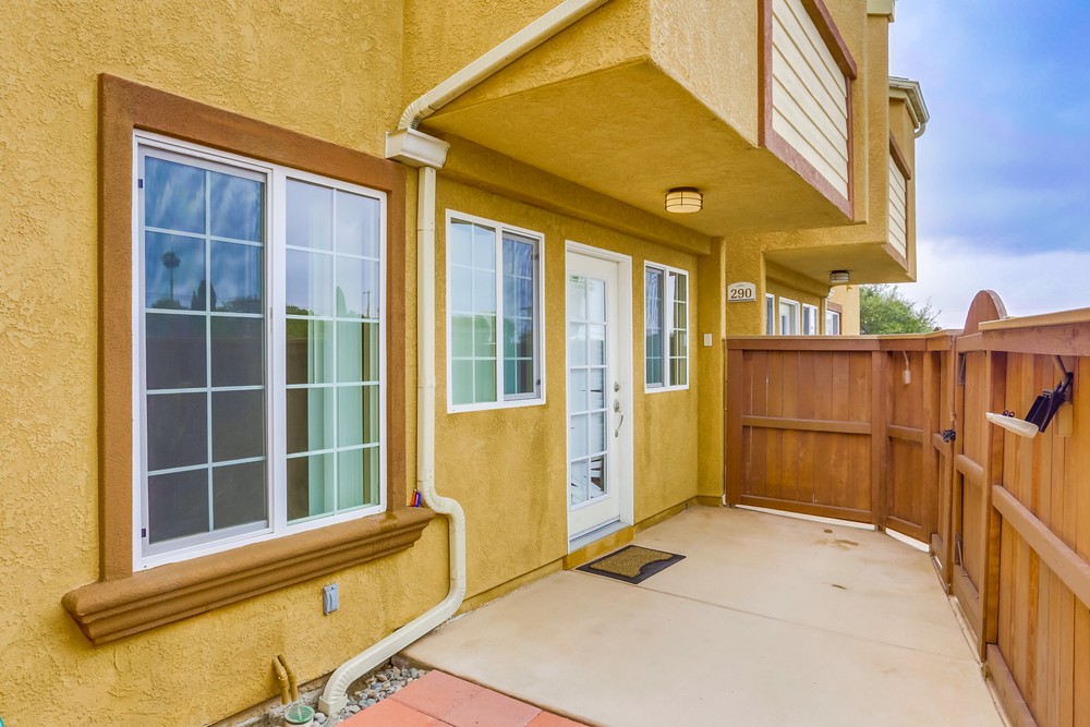 Virtual tour photo 3 of 23 for 5252 Balboa Arms Dr #189