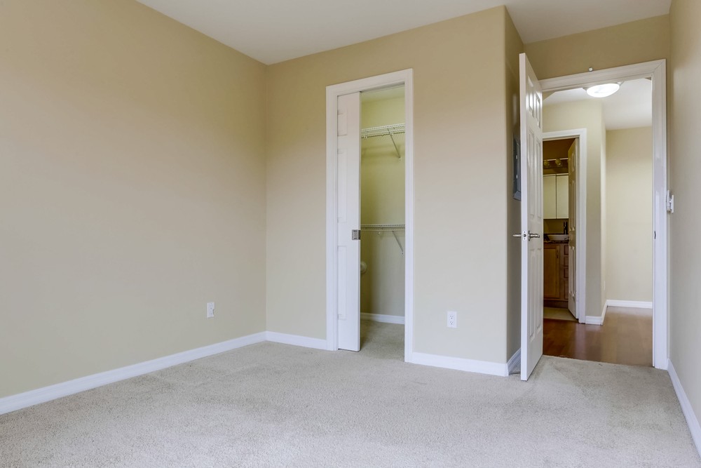 Virtual tour photo 14 of 23 for 5252 Balboa Arms Dr #189
