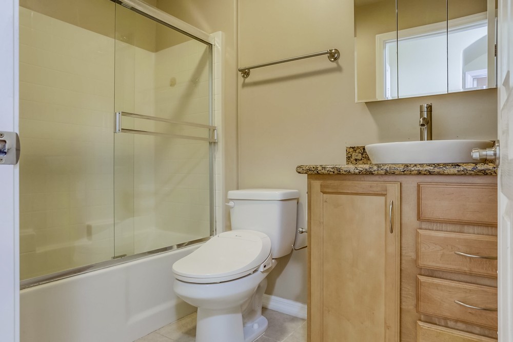 Virtual tour photo 15 of 23 for 5252 Balboa Arms Dr #189