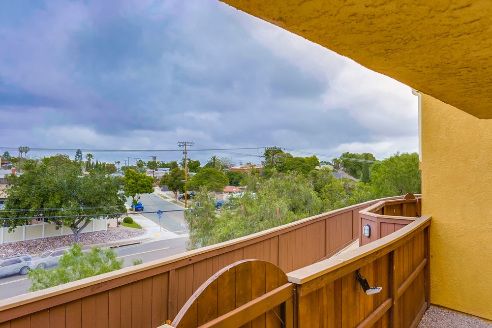 Virtual tour photo 19 of 23 for 5252 Balboa Arms Dr #189