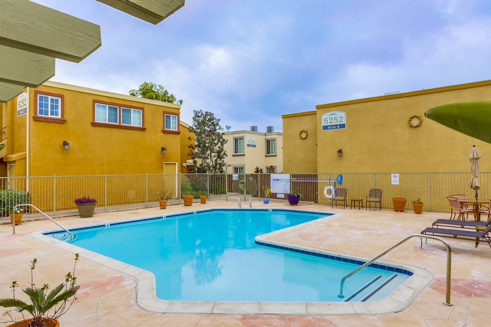 Virtual tour photo 20 of 23 for 5252 Balboa Arms Dr #189