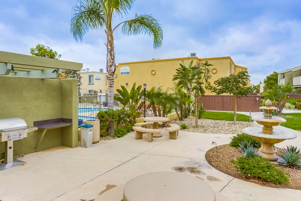 Virtual tour photo 22 of 23 for 5252 Balboa Arms Dr #189