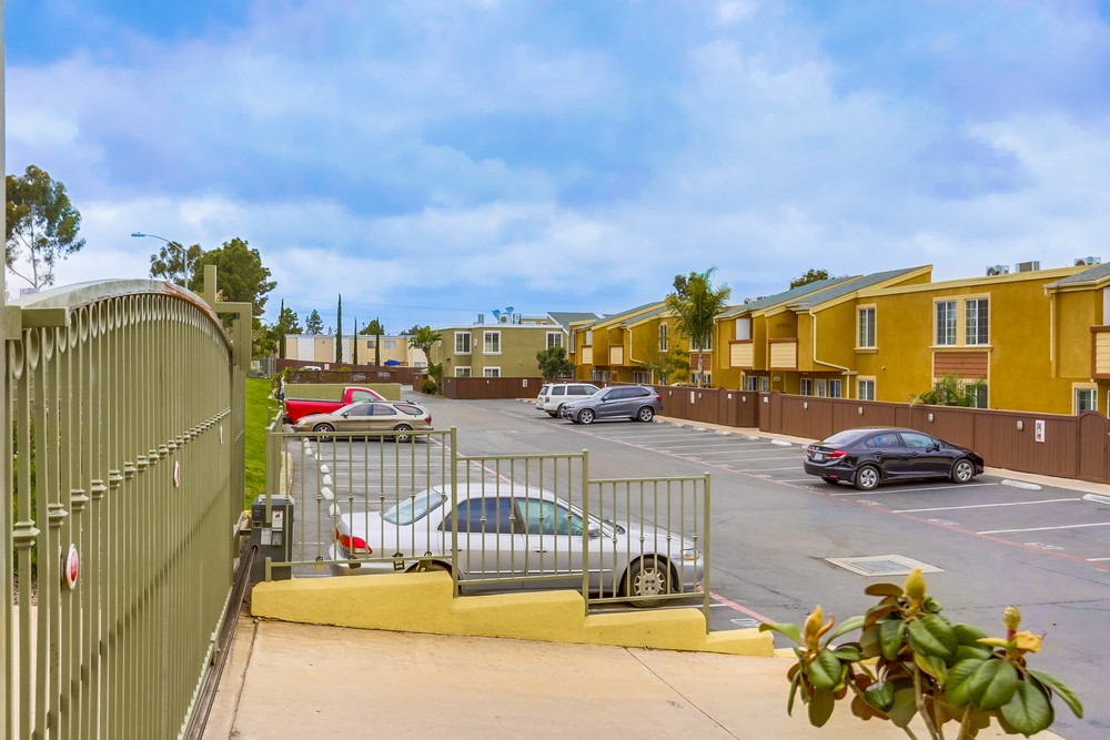 Virtual tour photo 24 of 23 for 5252 Balboa Arms Dr #189