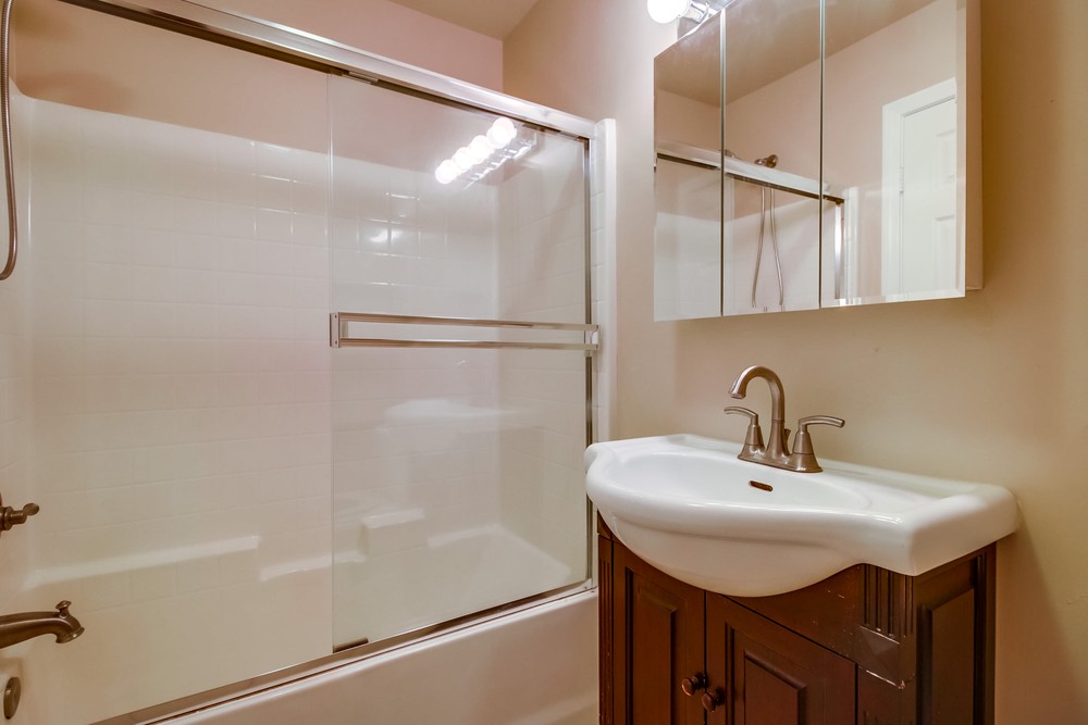 Virtual tour photo 21 of 30 for 5252 Balboa Arms Dr #228