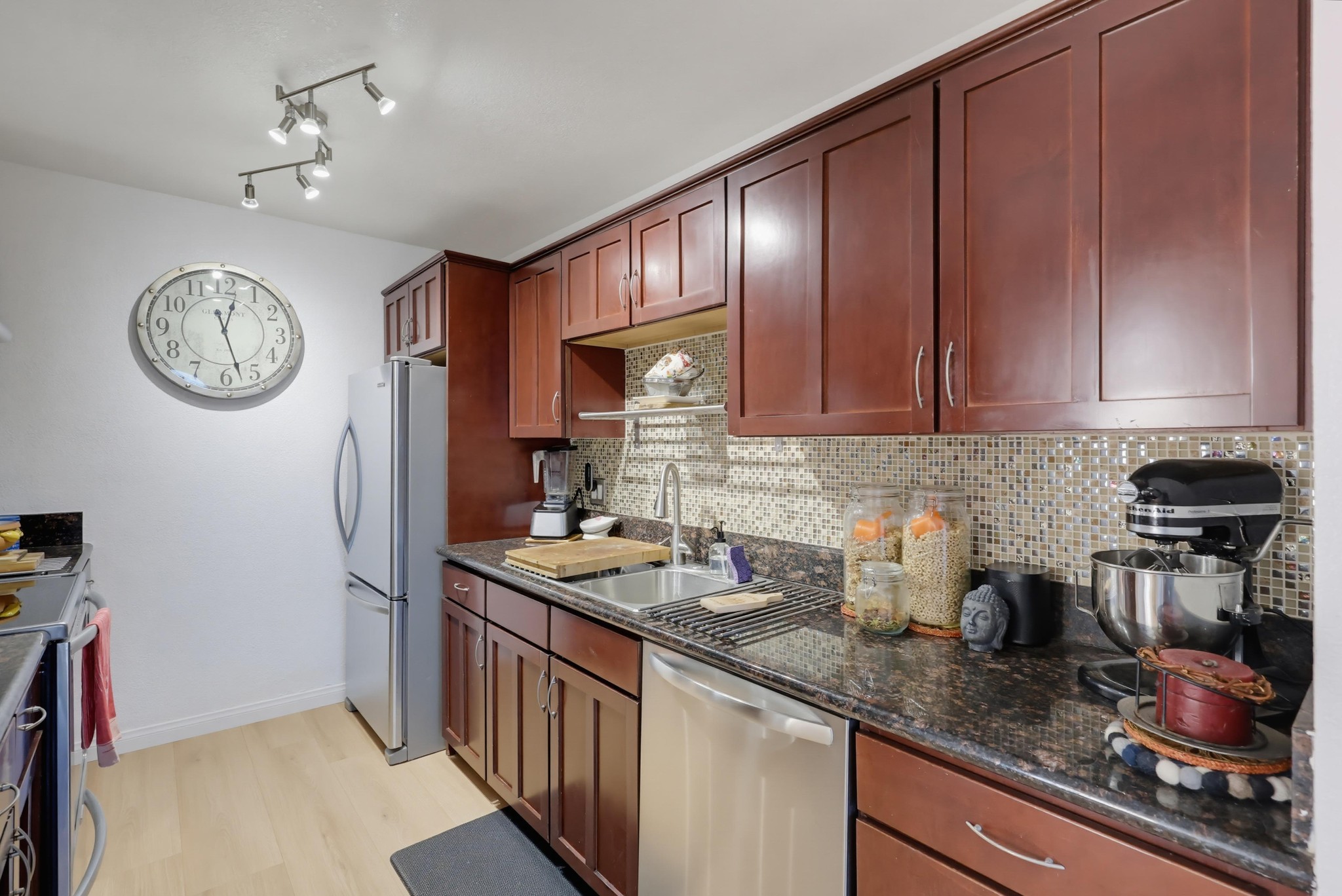 Virtual tour photo 6 of 25 for 5252 Orange Ave