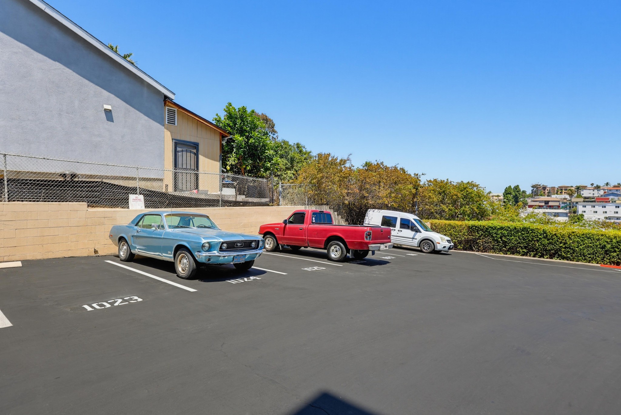 Virtual tour photo 24 of 25 for 5252 Orange Ave