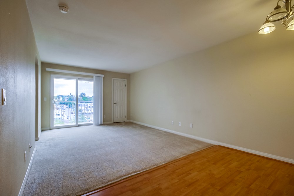 Virtual tour photo 10 of 28 for 5252 Orange Ave #326