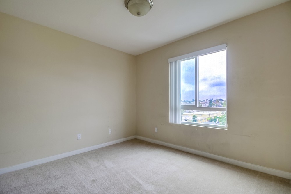 Virtual tour photo 16 of 28 for 5252 Orange Ave #326
