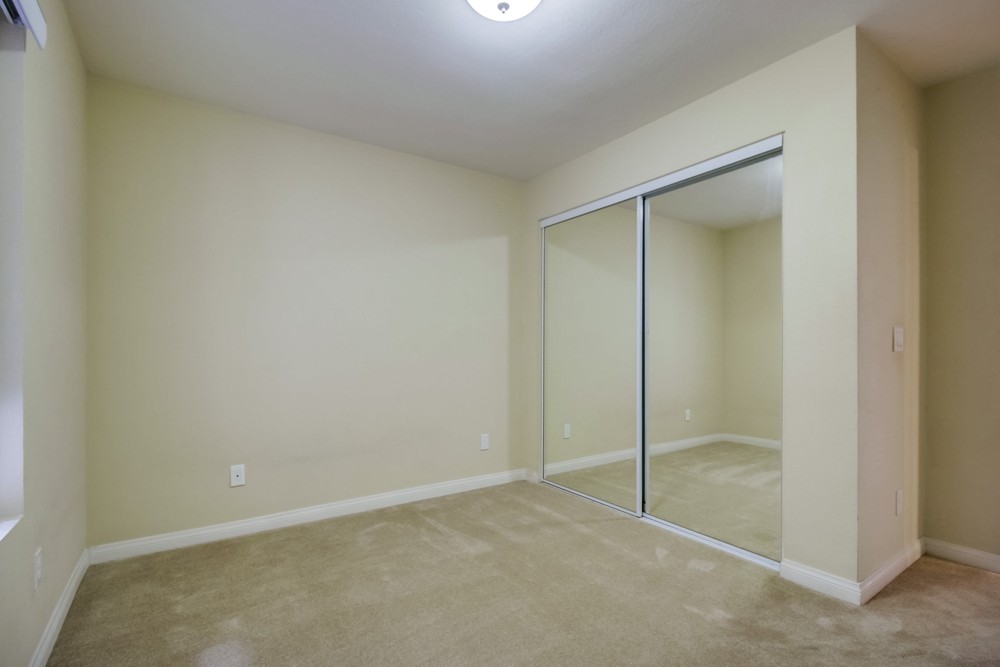 Virtual tour photo 20 of 28 for 5252 Orange Ave #326