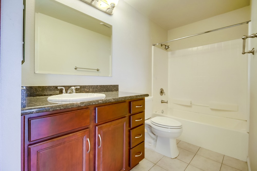 Virtual tour photo 22 of 28 for 5252 Orange Ave #326