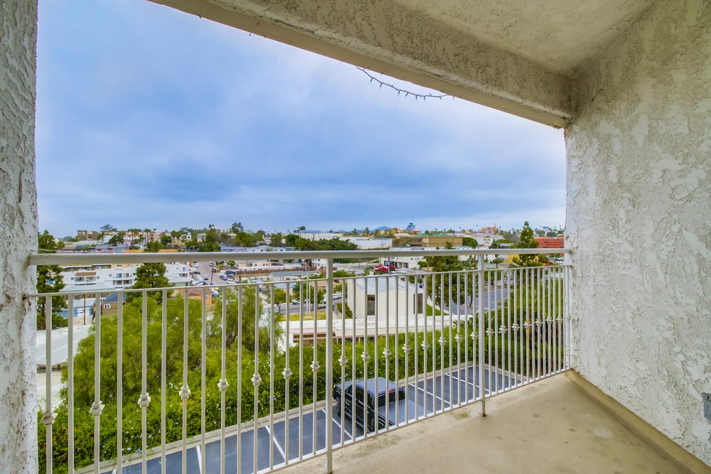 Virtual tour photo 25 of 28 for 5252 Orange Ave #326