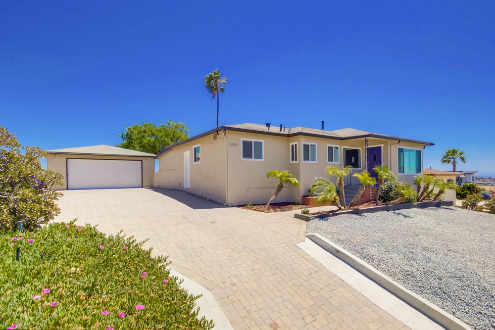 Virtual tour photo 5 of 43 for 5259 Roswell St