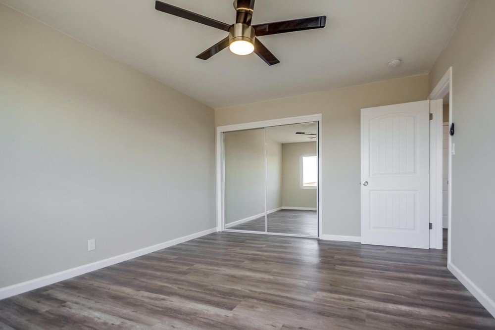 Virtual tour photo 30 of 43 for 5259 Roswell St