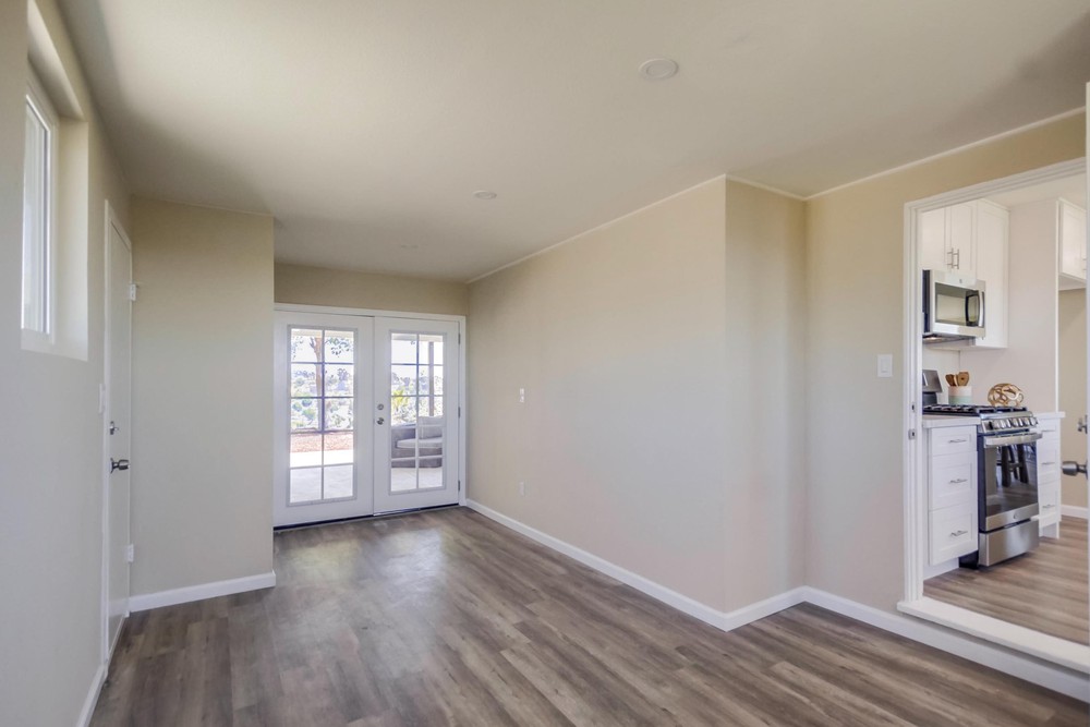Virtual tour photo 34 of 43 for 5259 Roswell St
