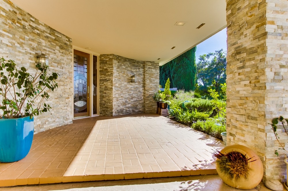Virtual tour photo 5 of 56 for 5261 Le Barron Road