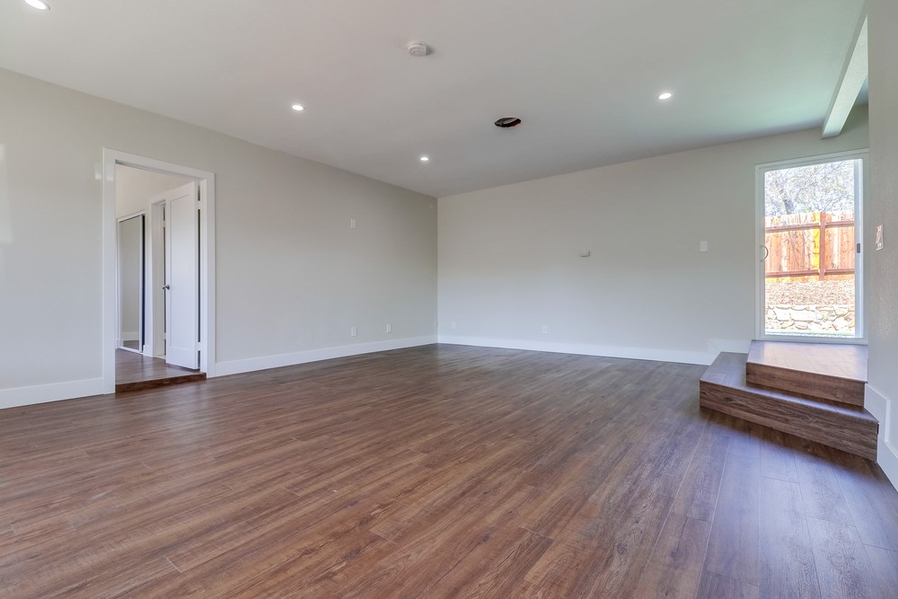 Virtual tour photo 9 of 35 for 5267 Gary St