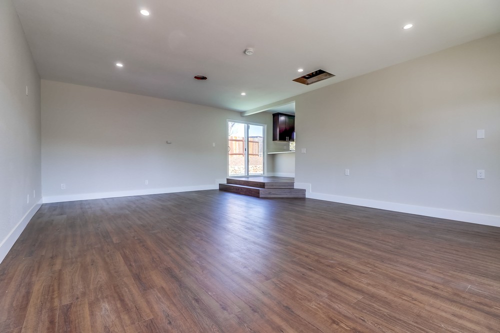 Virtual tour photo 10 of 35 for 5267 Gary St