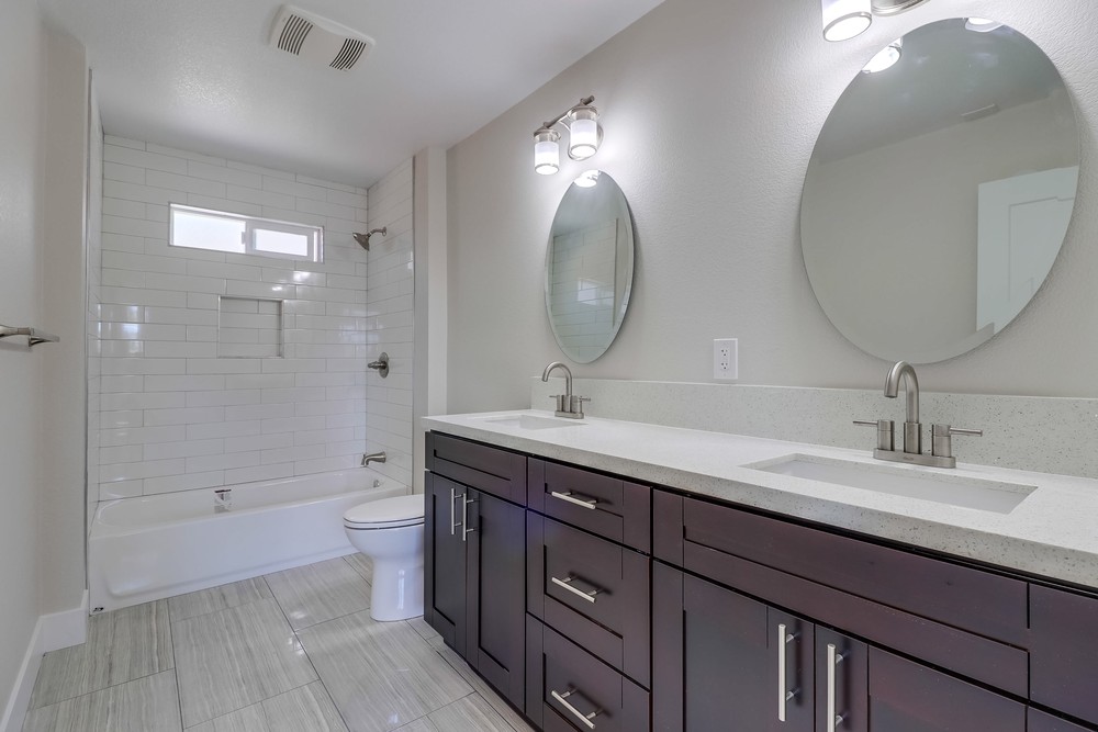 Virtual tour photo 25 of 35 for 5267 Gary St