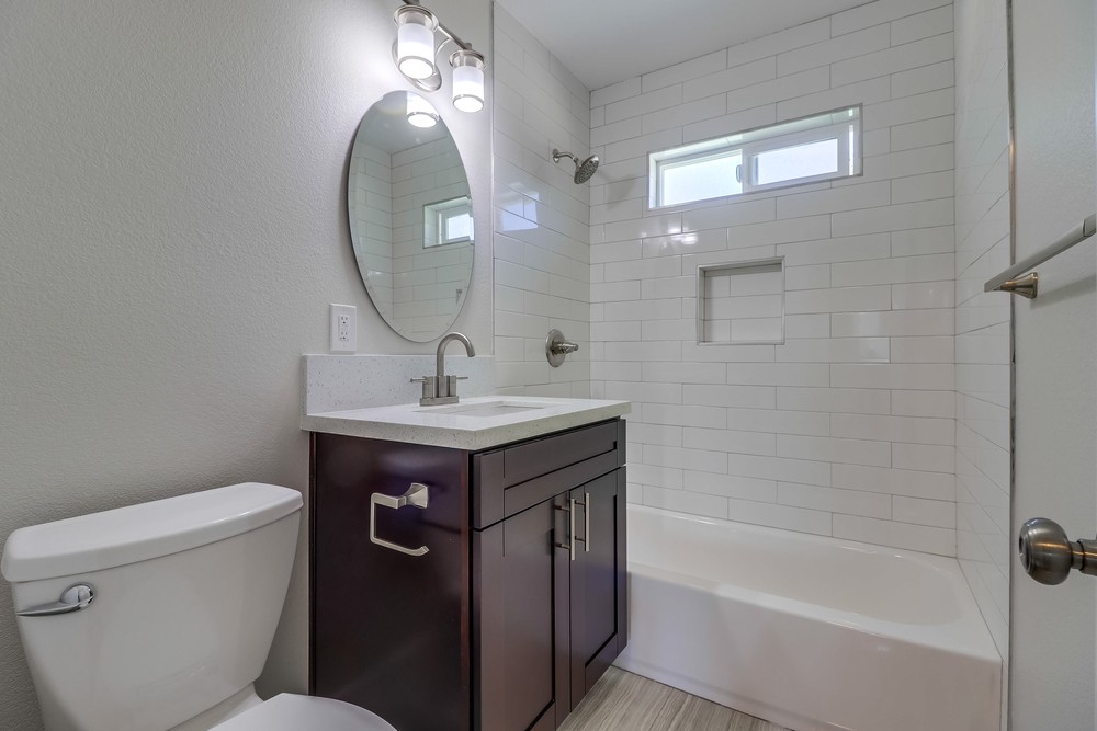 Virtual tour photo 30 of 35 for 5267 Gary St