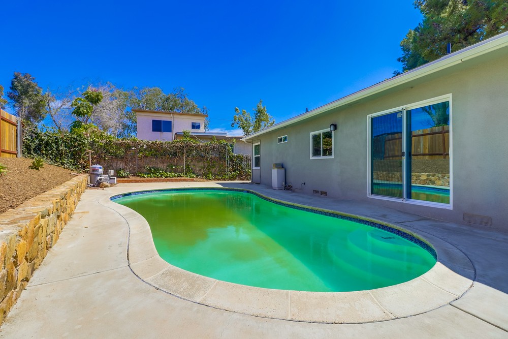 Virtual tour photo 32 of 35 for 5267 Gary St