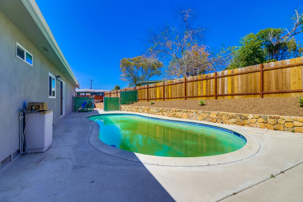 Virtual tour photo 33 of 35 for 5267 Gary St