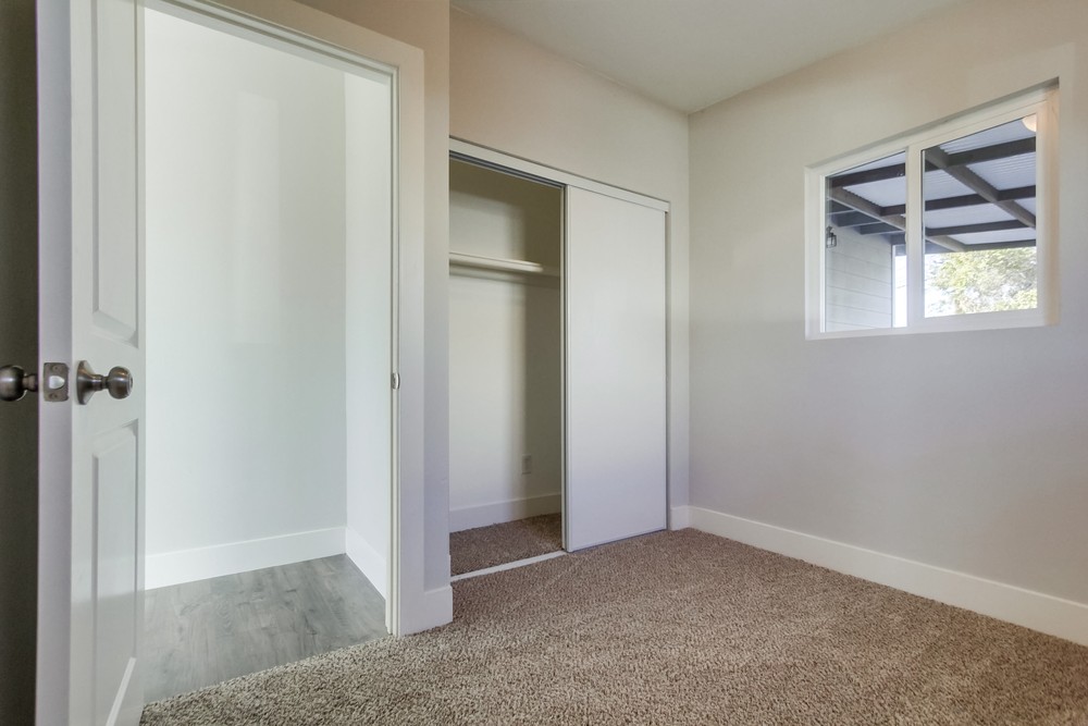 Virtual tour photo 26 of 37 for 5268 N Thorn St