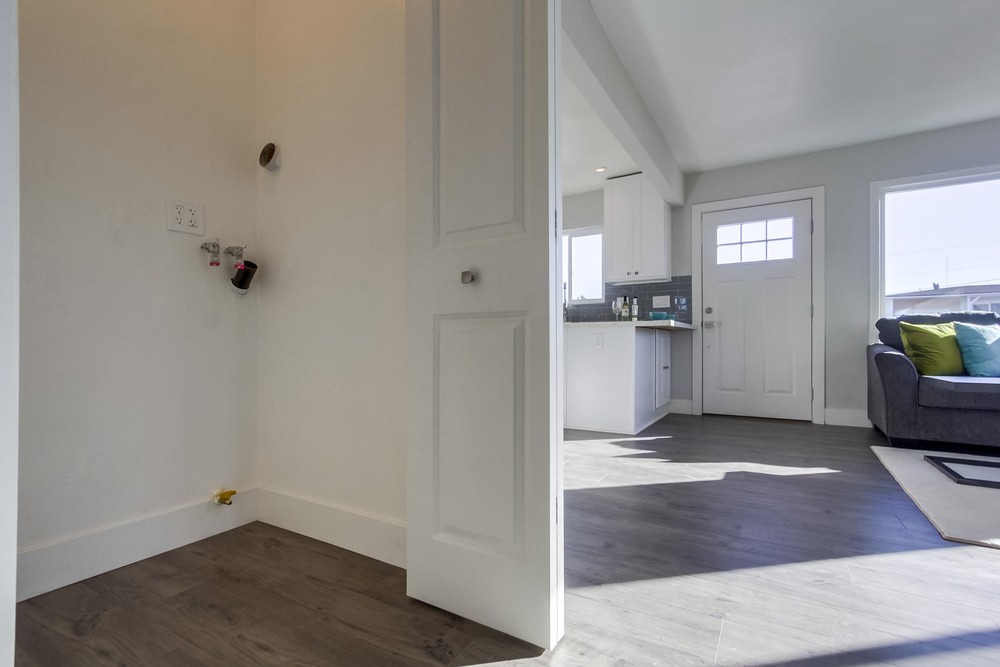 Virtual tour photo 31 of 37 for 5268 N Thorn St