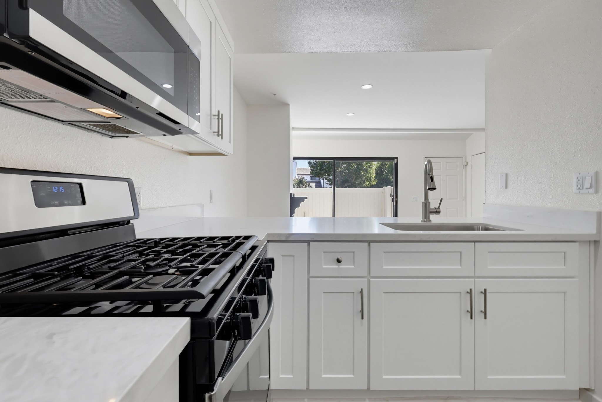 Virtual tour photo 24 of 69 for 5269 Colodny Dr Unit 7