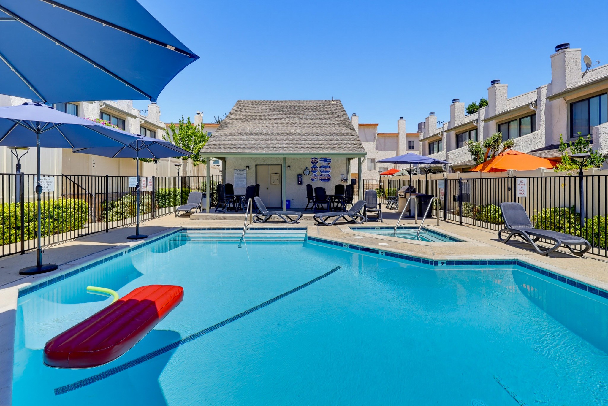 Virtual tour photo 64 of 69 for 5269 Colodny Dr Unit 7