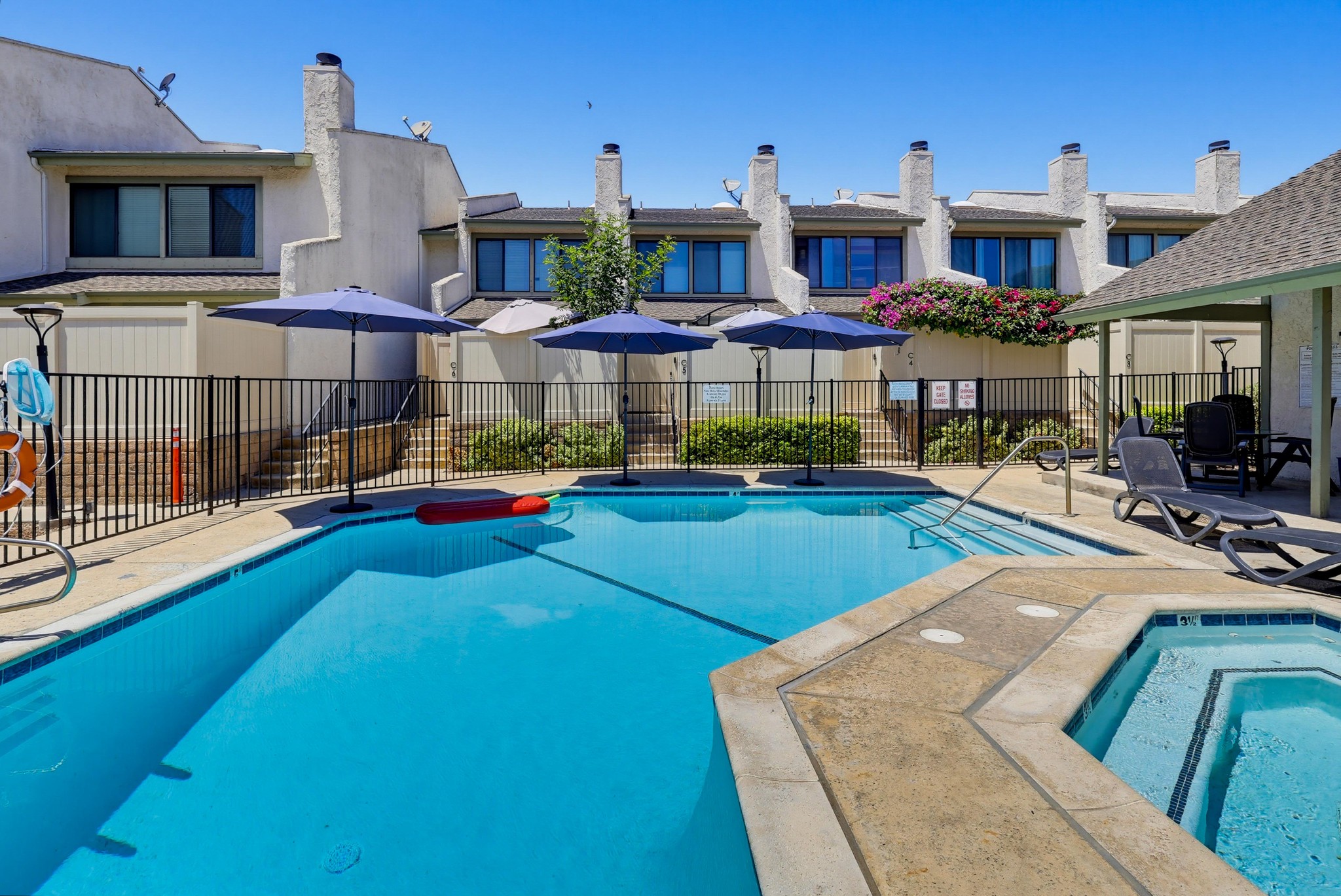 Virtual tour photo 65 of 69 for 5269 Colodny Dr Unit 7