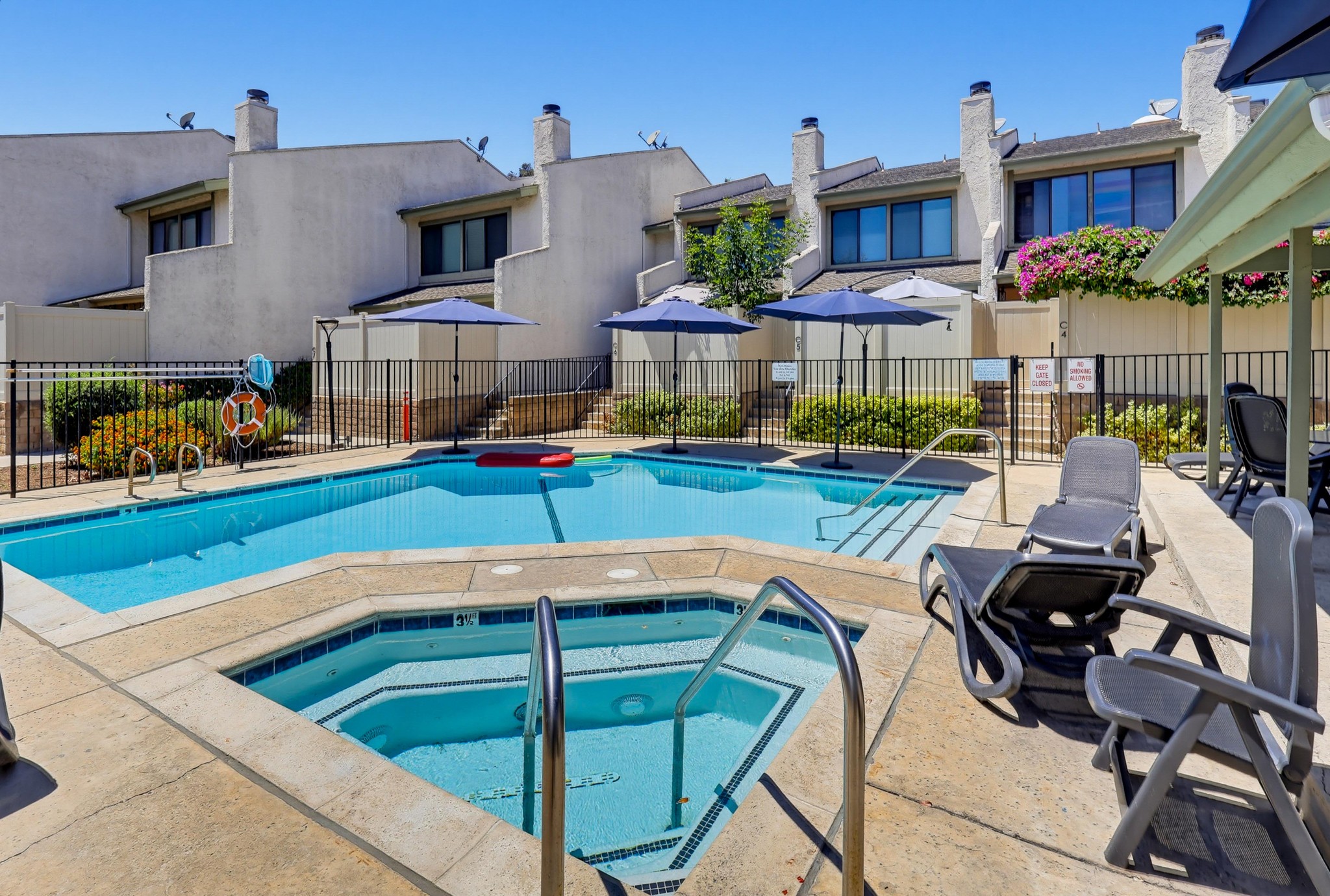 Virtual tour photo 66 of 69 for 5269 Colodny Dr Unit 7