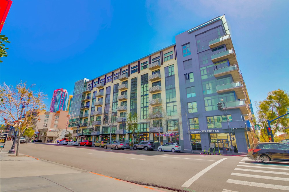 Virtual tour photo 1 of 49 for 527 Tenth Ave