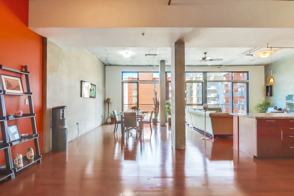 Virtual tour photo 5 of 49 for 527 Tenth Ave