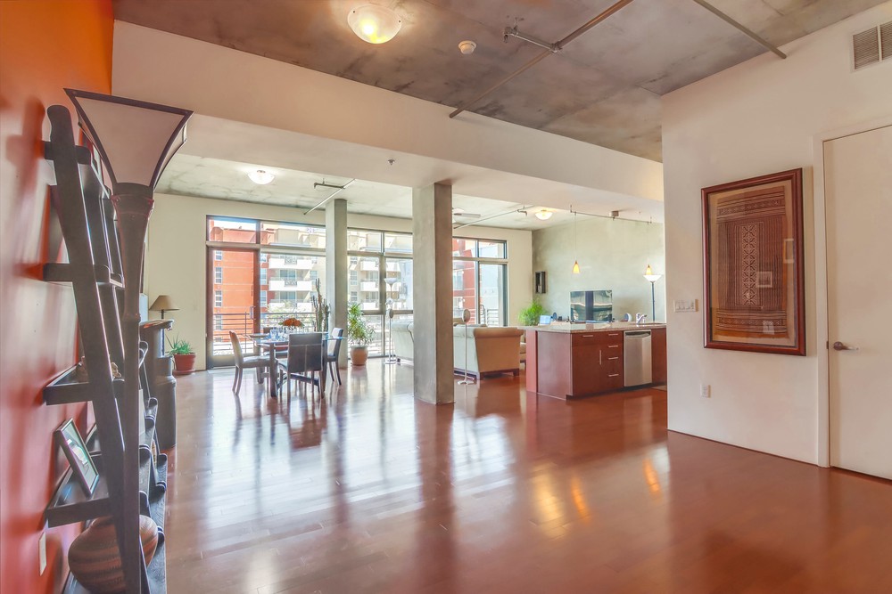 Virtual tour photo 7 of 49 for 527 Tenth Ave