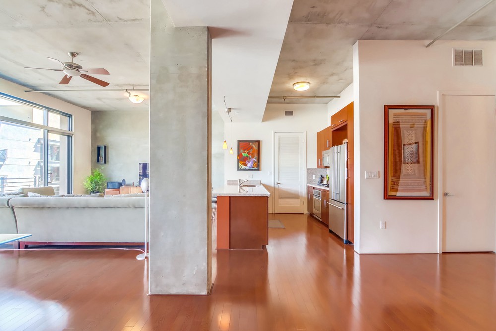 Virtual tour photo 9 of 49 for 527 Tenth Ave