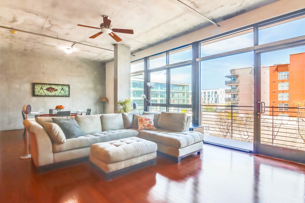 Virtual tour photo 15 of 49 for 527 Tenth Ave