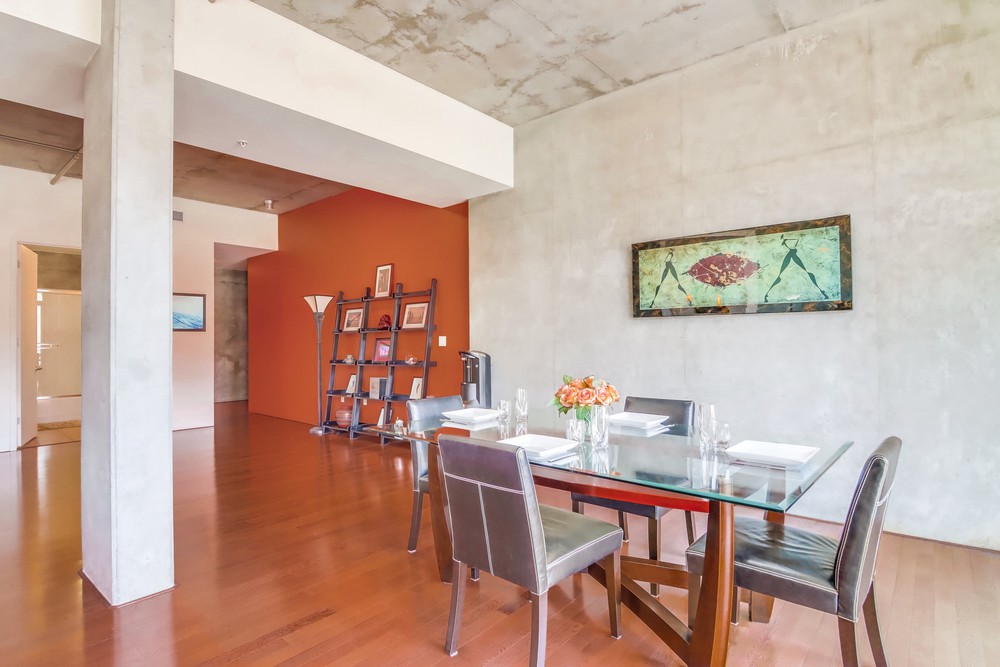Virtual tour photo 18 of 49 for 527 Tenth Ave