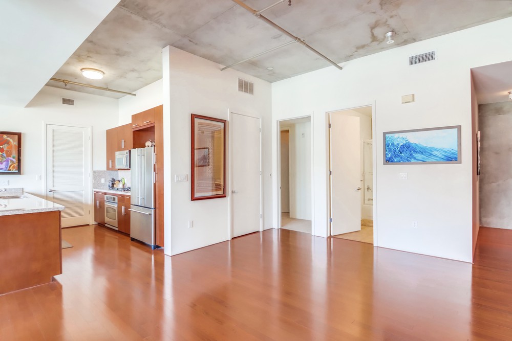 Virtual tour photo 23 of 49 for 527 Tenth Ave