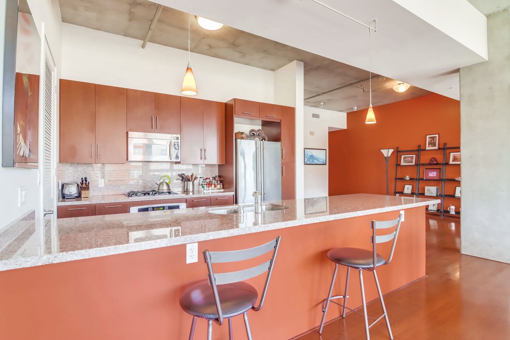 Virtual tour photo 25 of 49 for 527 Tenth Ave