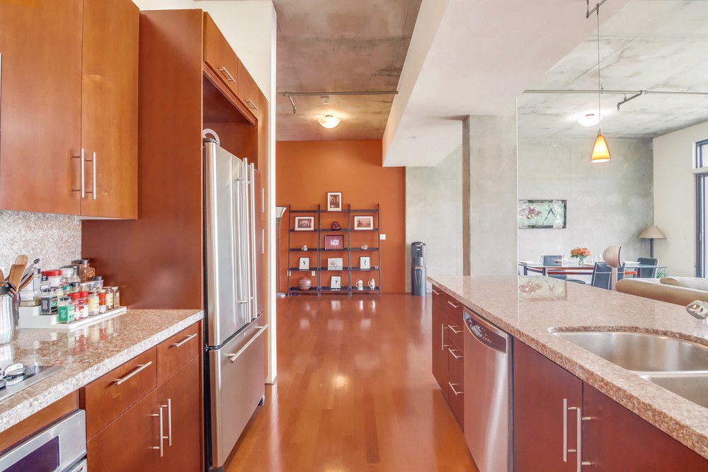 Virtual tour photo 30 of 49 for 527 Tenth Ave